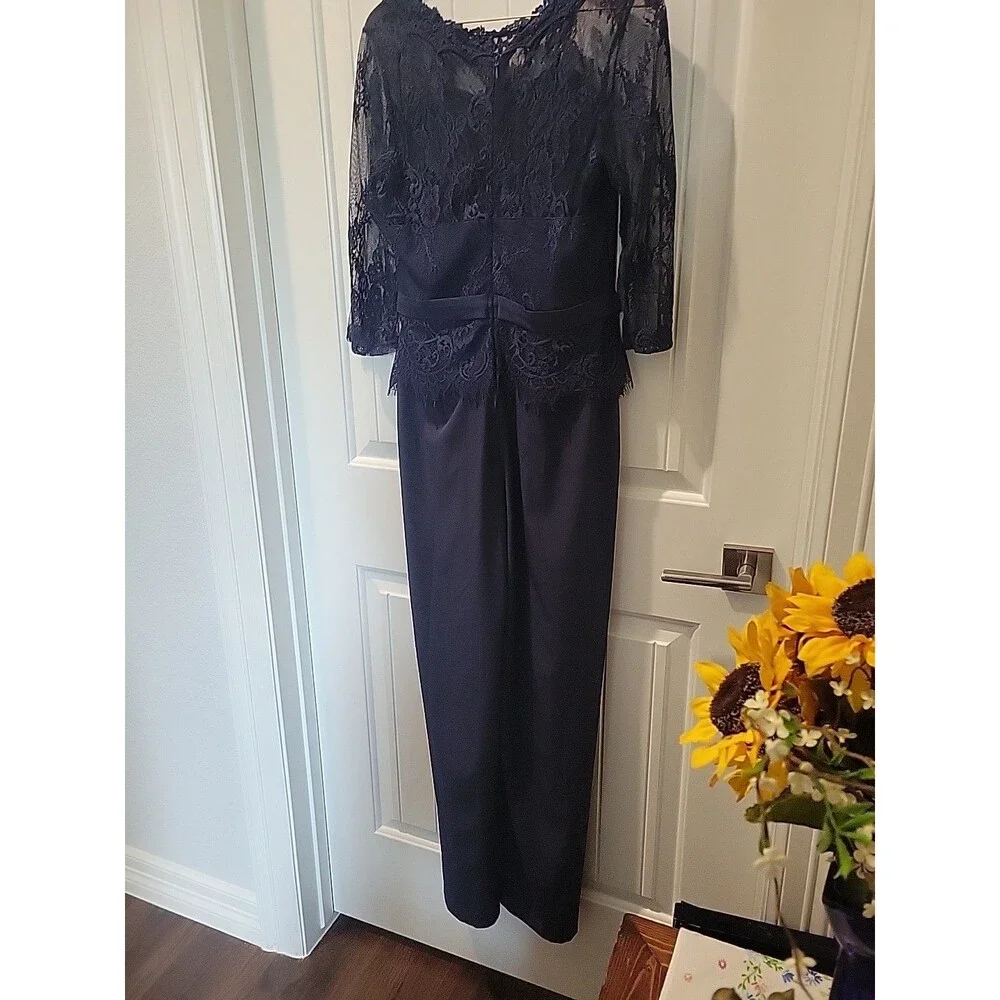 Rosewe Maxi Lace wide legged Navy Jumpsuit Size Sm No MFG Tag Wedding Special Oc